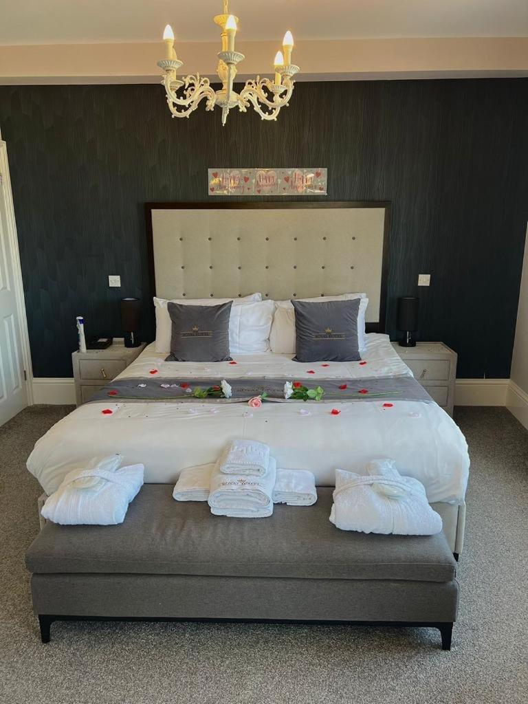 The Royal Hotel - Clacton On Sea 外观 照片
